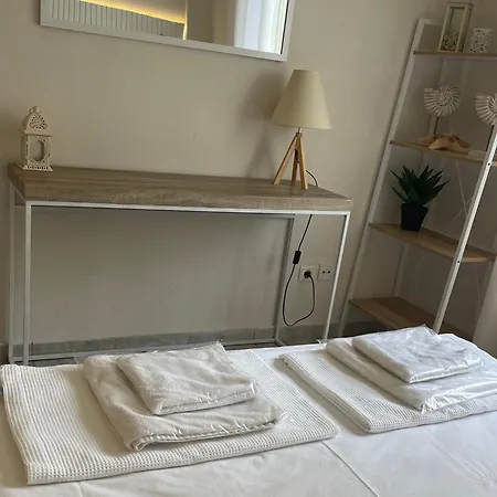 Hawaii House Case de vacanță Sozopoli