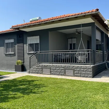 Hawaii House Case de vacanță Sozopoli